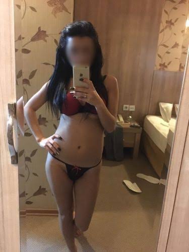 Antalya escort bayan Ayşenur,fantezilerinizi açığa çıkartacak.