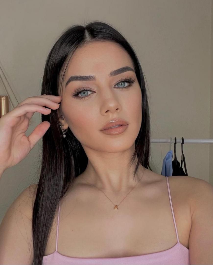 Muratpaşa Escort Sibel Evinize Geliyor